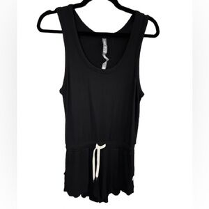 Vuori Black Ribbed Tank Romper Size Small – Athletic Lounge One-Piece